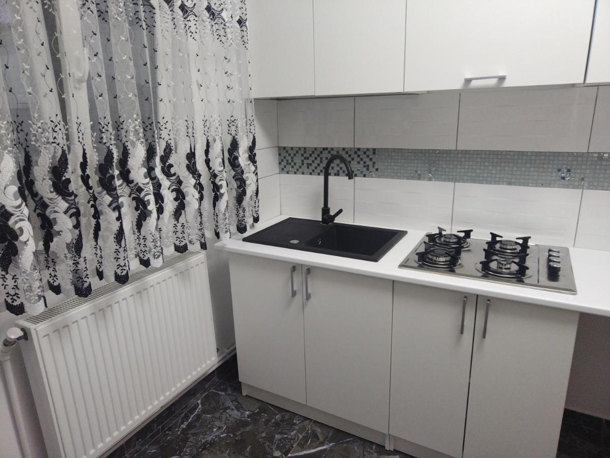 Apartament Regim Hotelier 2 ยาช ภายนอก รูปภาพ