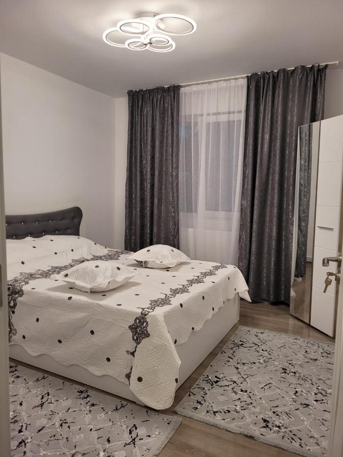 Apartament Regim Hotelier 2 ยาช ภายนอก รูปภาพ